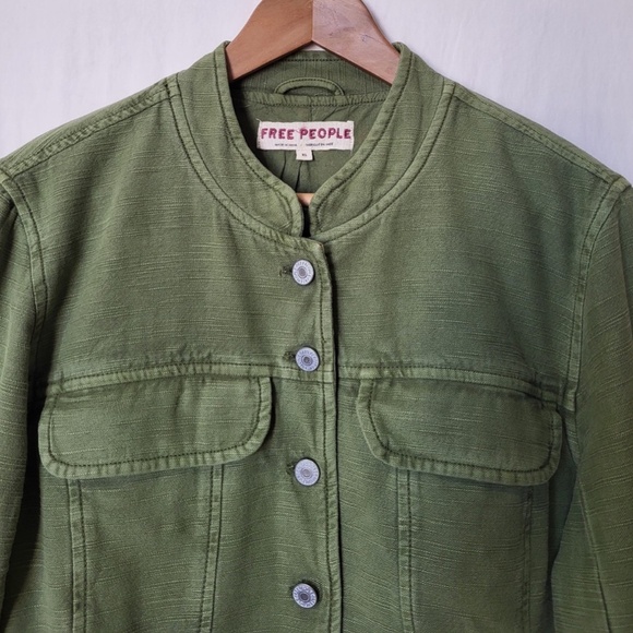 Unworn Free People Joselyn Cotton Washed Distress Jacket in Green - Picture 6 of 12
